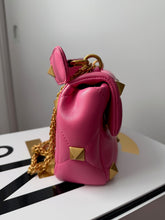 Valentino Garavani Nappa Large Roman Stud Shoulder Bag – Feminine Pink